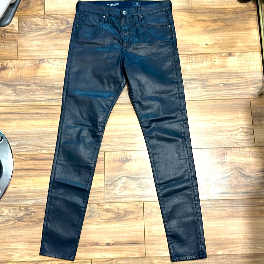 Woman’s the Farrah skinny high rise skinny jeans by AG. Size 29R.